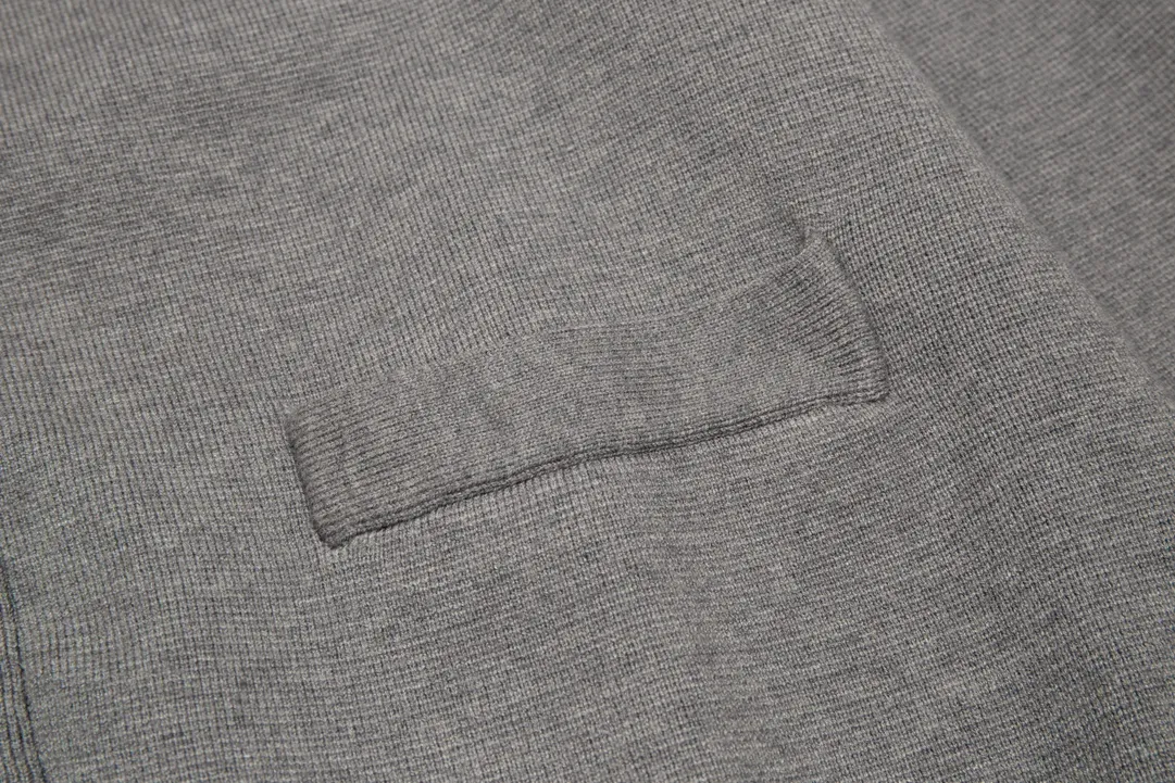 Thom Browne ➡️ TBClassic Classic Quality⚠️ ， ， ， ， ❗️❗️ ， ！ TBSeries ， ， ！ :Gray Size:M L XL XXL